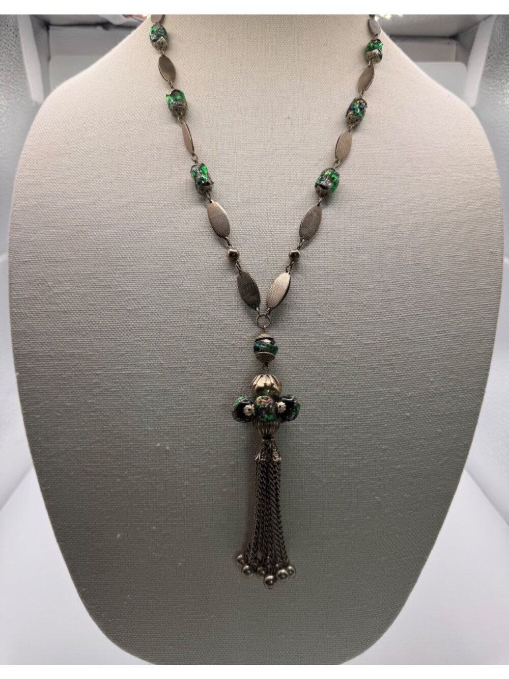 Vintage Green Foil Glass Bead Tassel Necklace Silver Tone 24in Unusual Statement